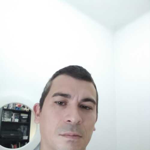 ALEXIZQUIE826