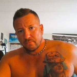 ThrillingSocialite569a2c