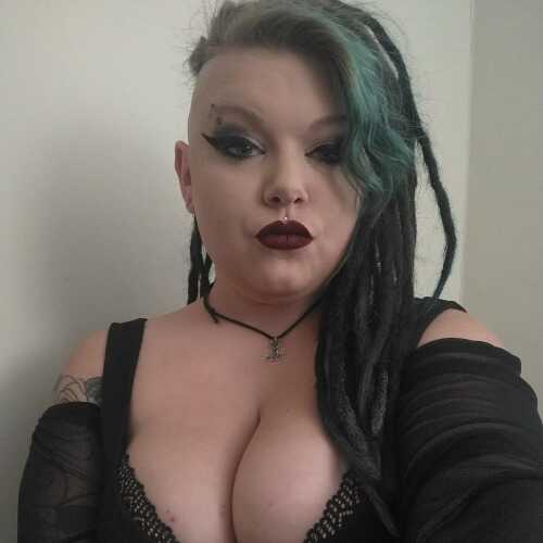 LadyDreads100