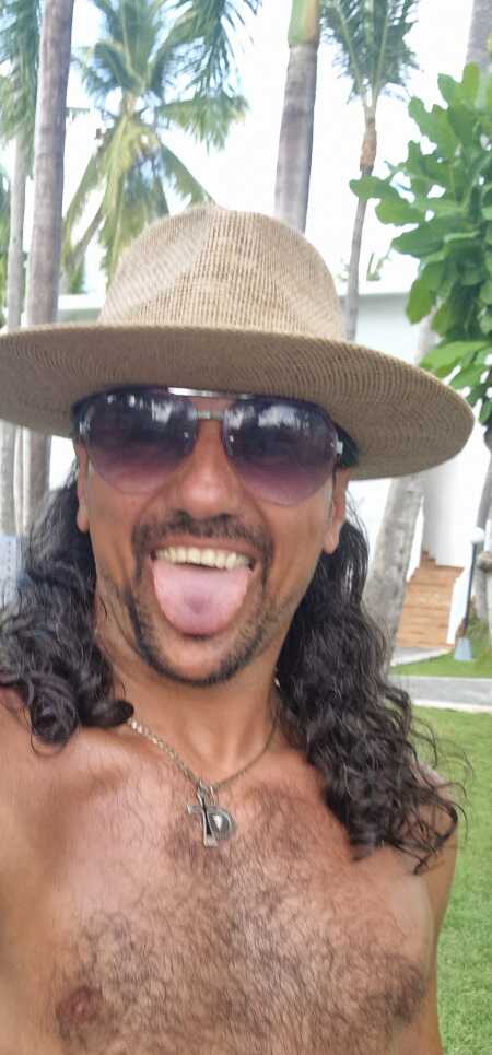 CuriousDominator13th profile photo