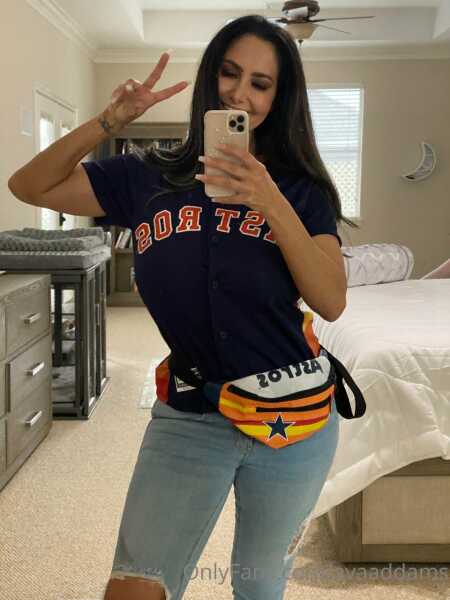 Queen Sophie profile photo