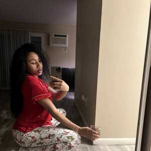 FlirtyPoetejfeah