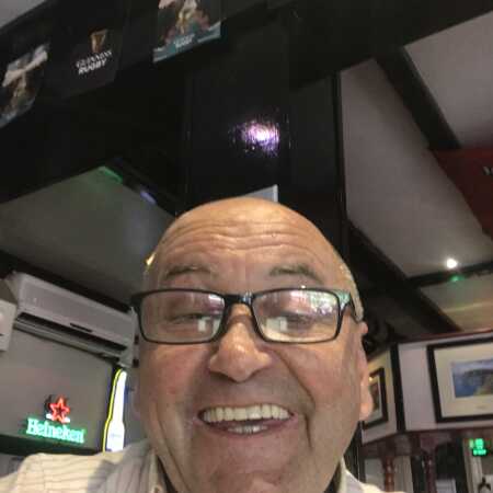 Stockingsman67 profile photo