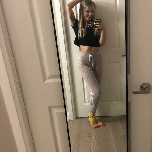 Blondebabe697