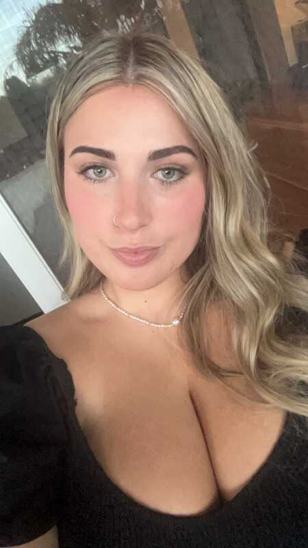 ArtisticProfessie profile photo