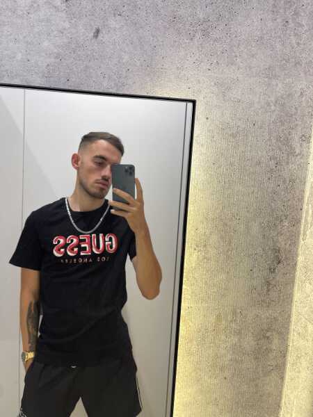 Patrickender727 profile photo