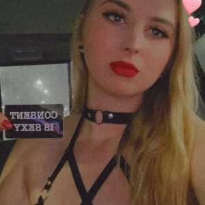MistressFoxxx