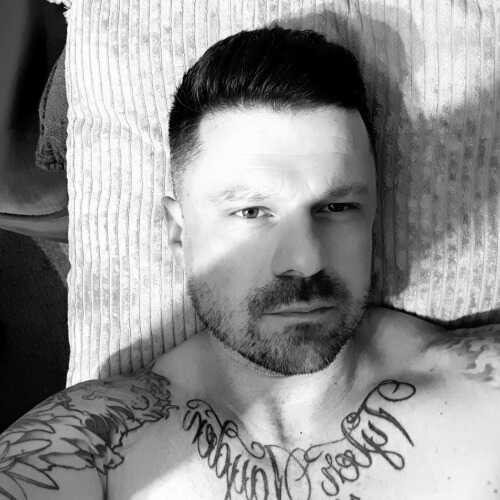 TallAndTattooed999