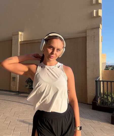 ElegantEngineereejebc profile photo