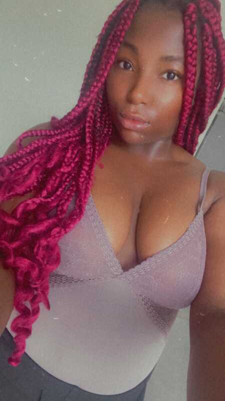 Jamaicanmilf?? profile photo