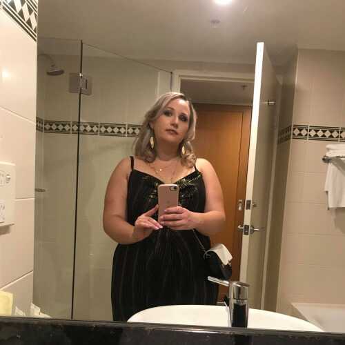 Curvy.unicorn