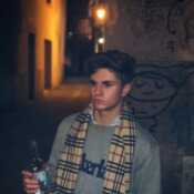 Jovencurioso25