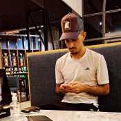 Zekeee21