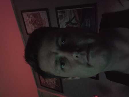 reganj811 profile photo