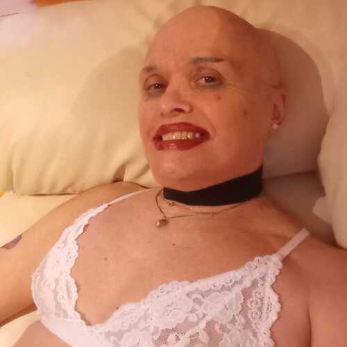 Sissyjanjoyful
