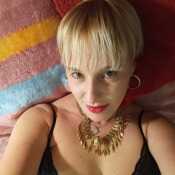 laurago872