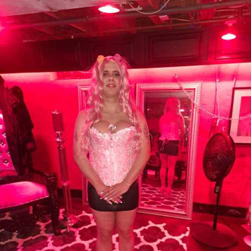Sissy candi 