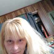 christinaz975