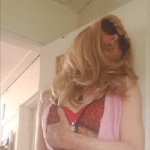 Robynreddress