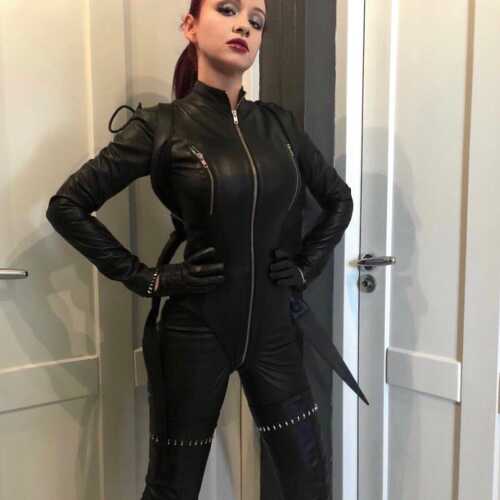 Mistressjanice12