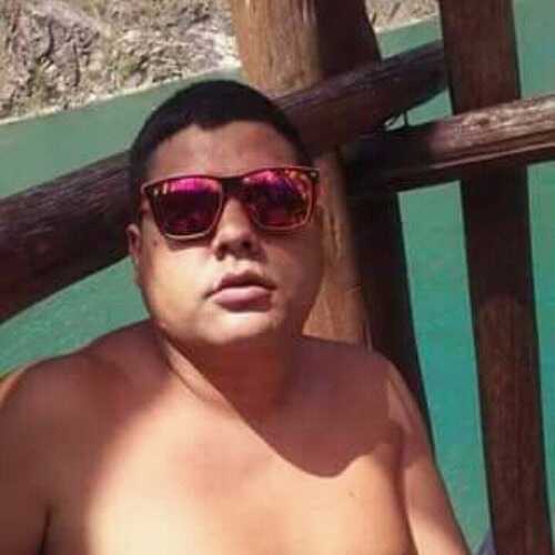 Maximo734