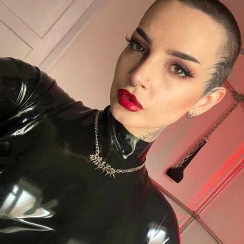 Mistresssarah32