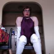 sissyinboots