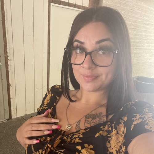 Ashley2000