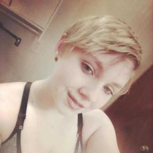 sassysl8ve15