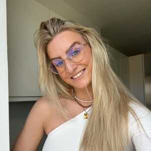 CuriousBeauty17cf5d