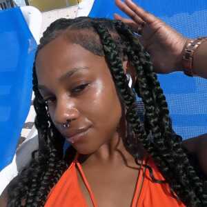 FriendlyQueen37bb3d