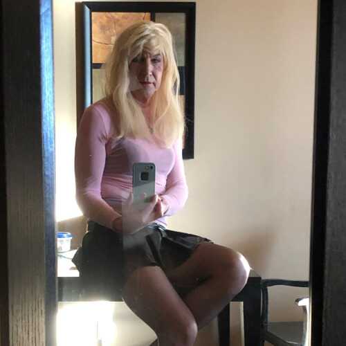 SubmissiveDy