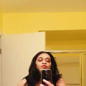 arianasexycd33