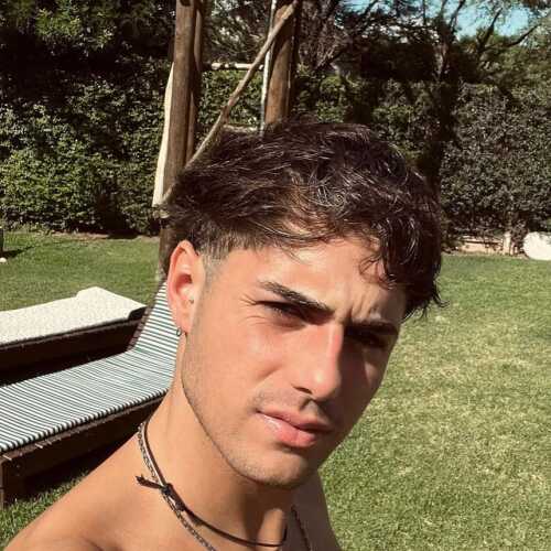 Tomas