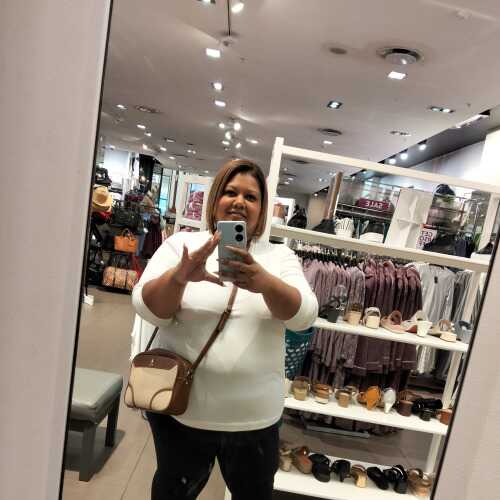 Plus size queen