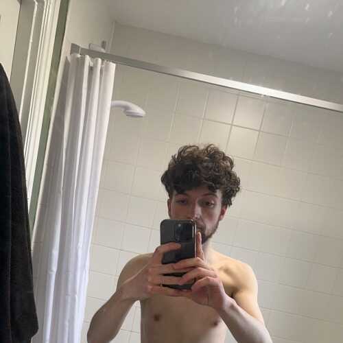 Hornystud22