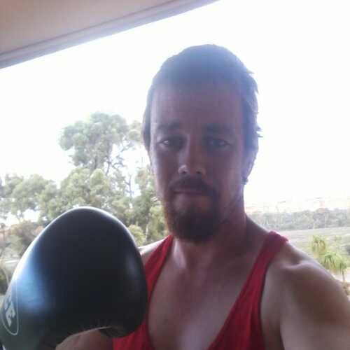 Leighebster935