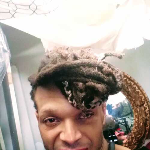 Turnmeuptommy