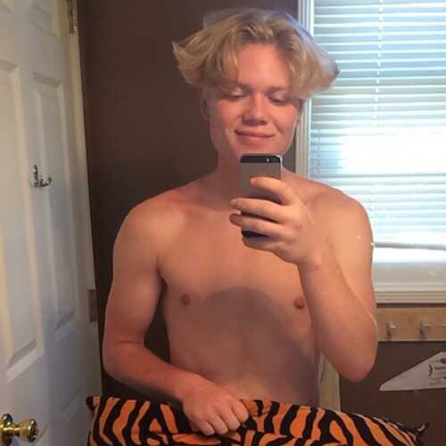 BoyToyBdaws