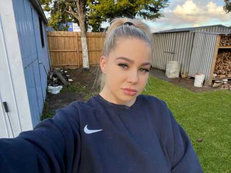 ConfidentWanderer profile photo