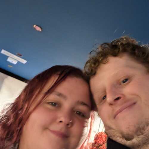 Couplelookingforfun 