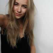 pretycaroline