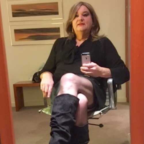Oldboygirl2019