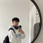 Daniel._.V
