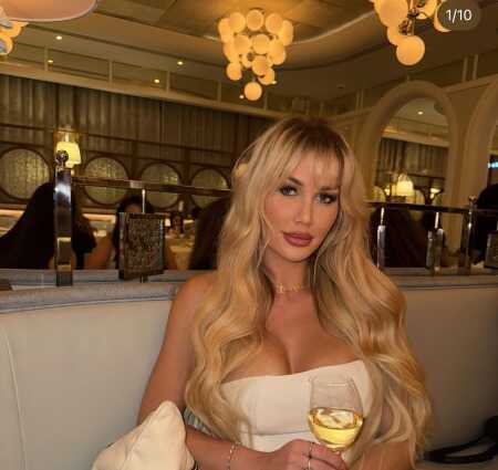 CaringDreamer8c2a4 profile photo