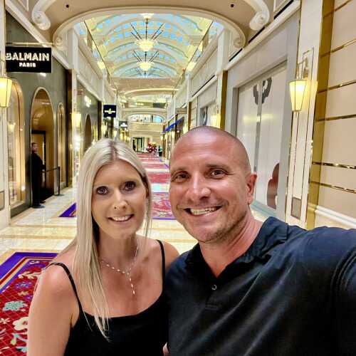 VegasCouple