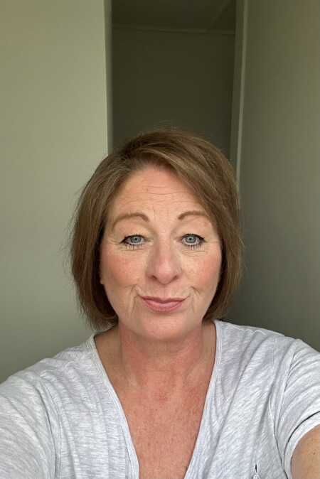 CuriousRobin profile photo