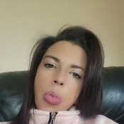 StrongSocialite94f7f8