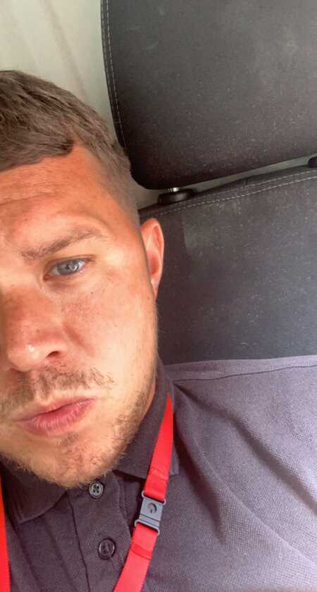 John4976 profile photo