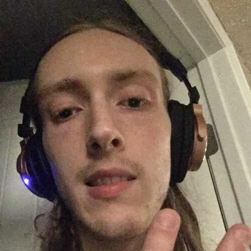 Lukeishorny01
